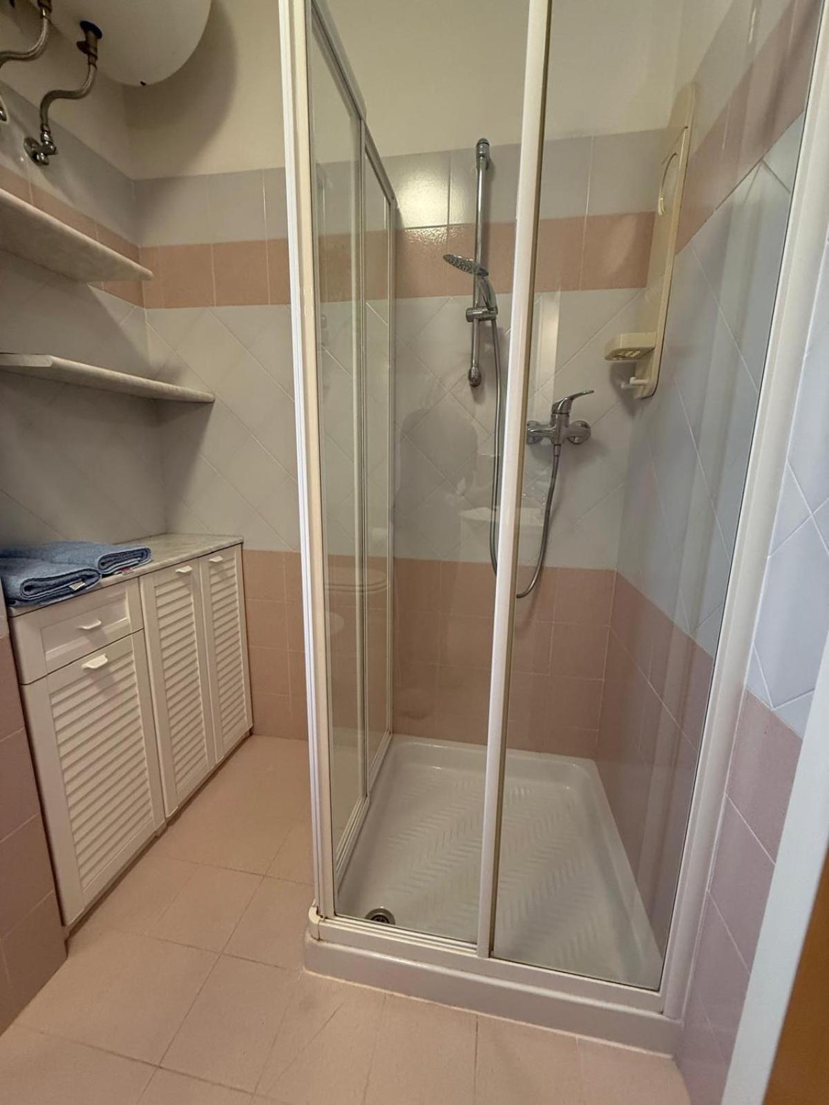 Gracious Apartment Located In The Heart Of Lignano Lignano Sabbiadoro Eksteriør billede