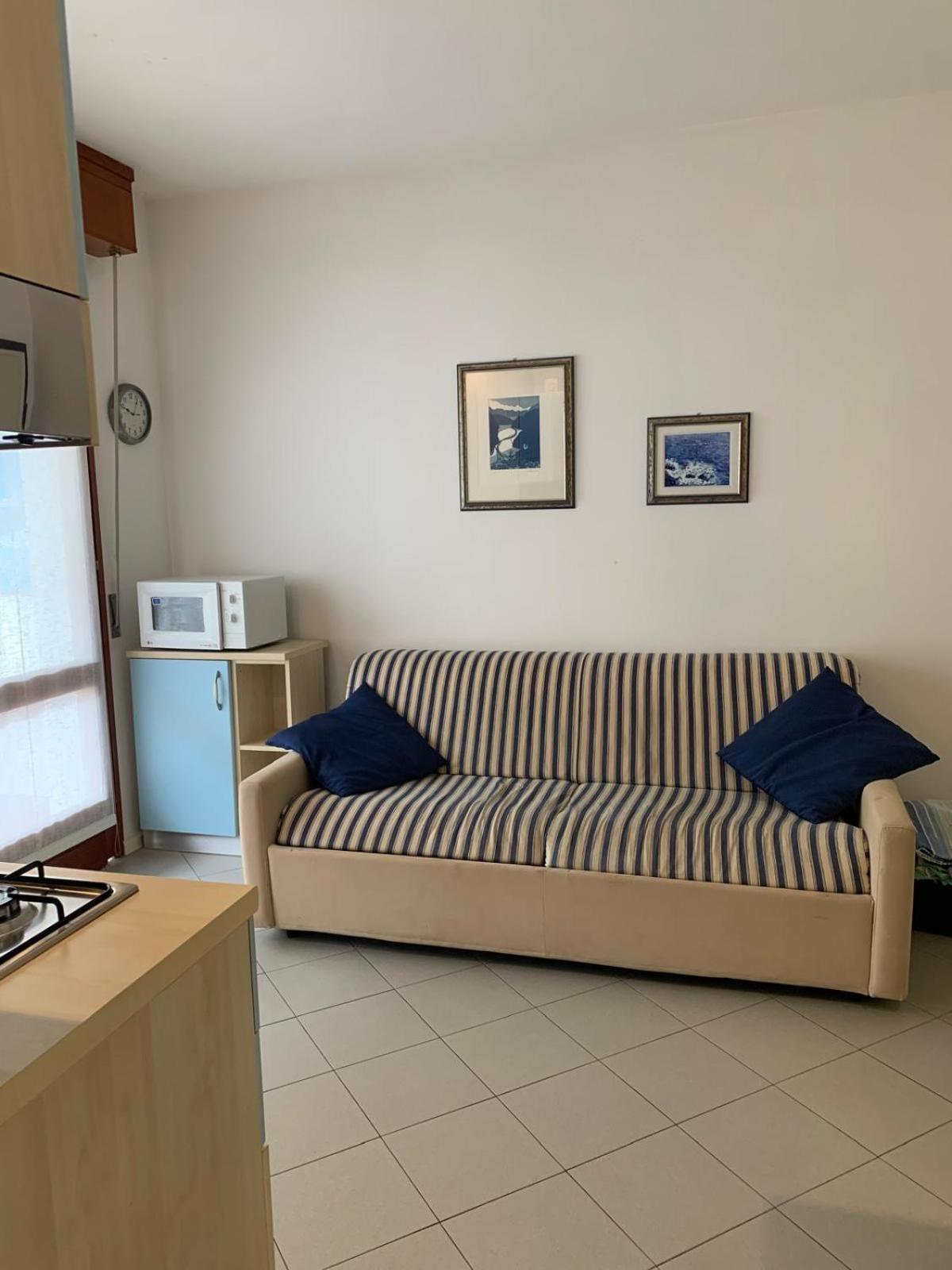 Gracious Apartment Located In The Heart Of Lignano Lignano Sabbiadoro Eksteriør billede