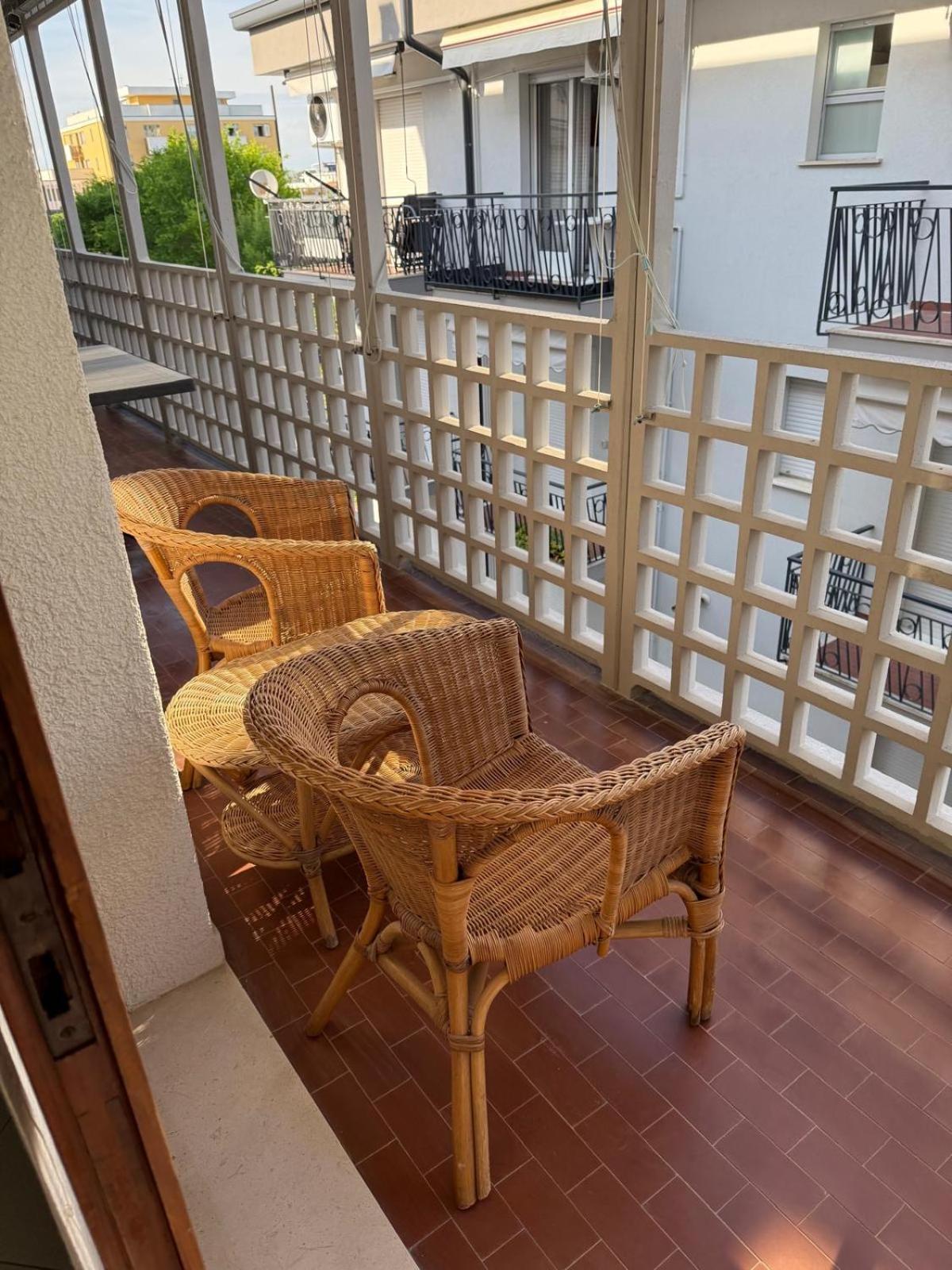 Gracious Apartment Located In The Heart Of Lignano Lignano Sabbiadoro Eksteriør billede