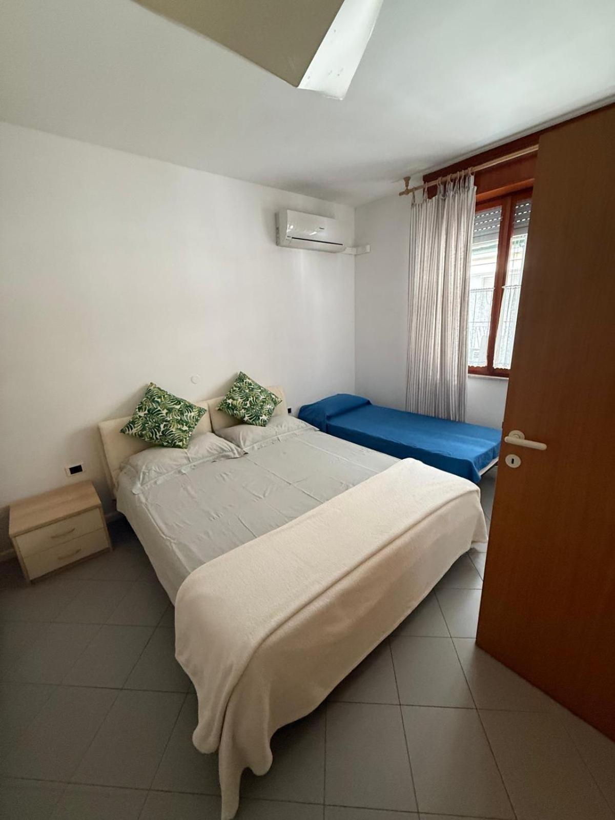Gracious Apartment Located In The Heart Of Lignano Lignano Sabbiadoro Eksteriør billede