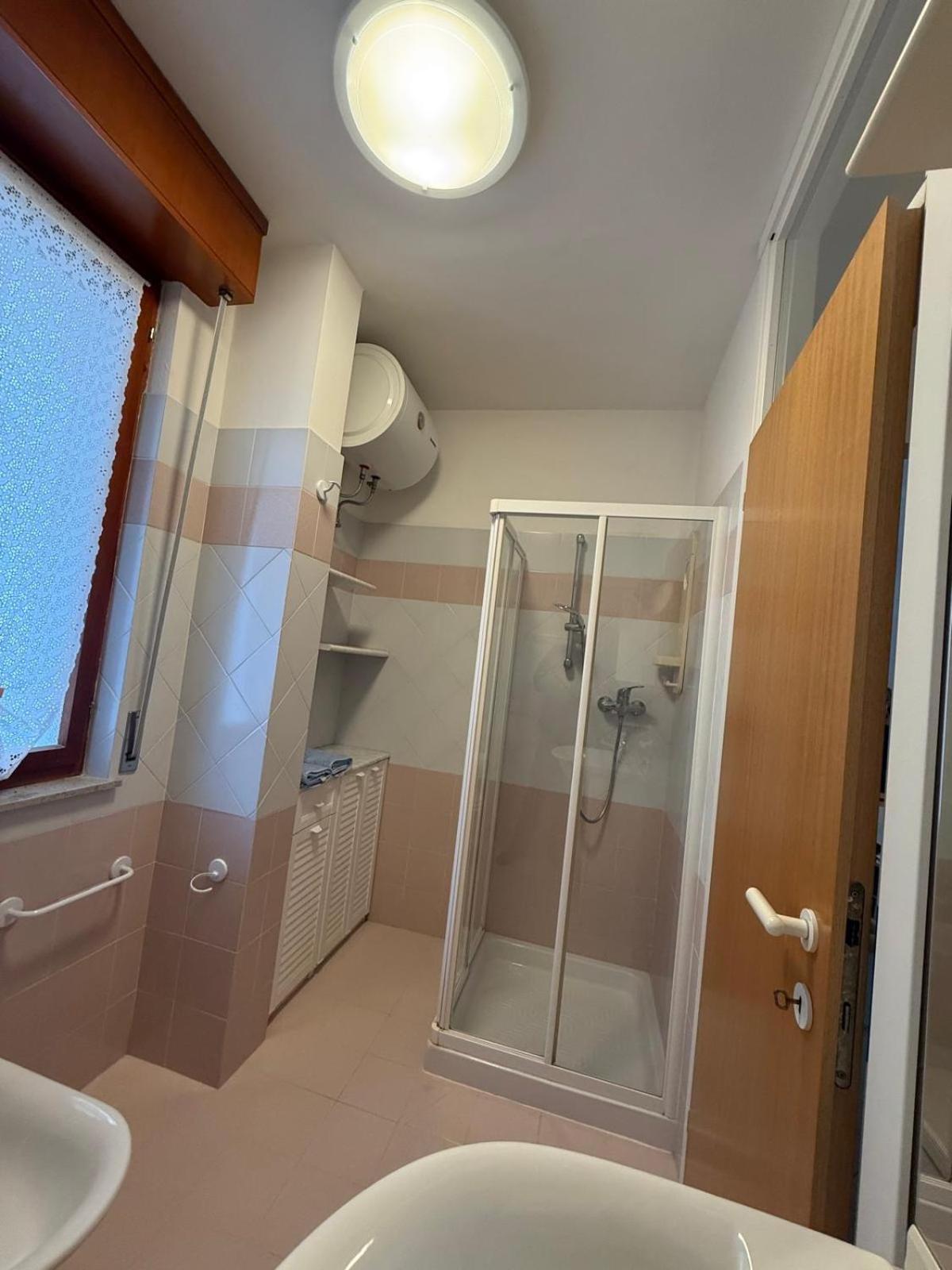 Gracious Apartment Located In The Heart Of Lignano Lignano Sabbiadoro Eksteriør billede