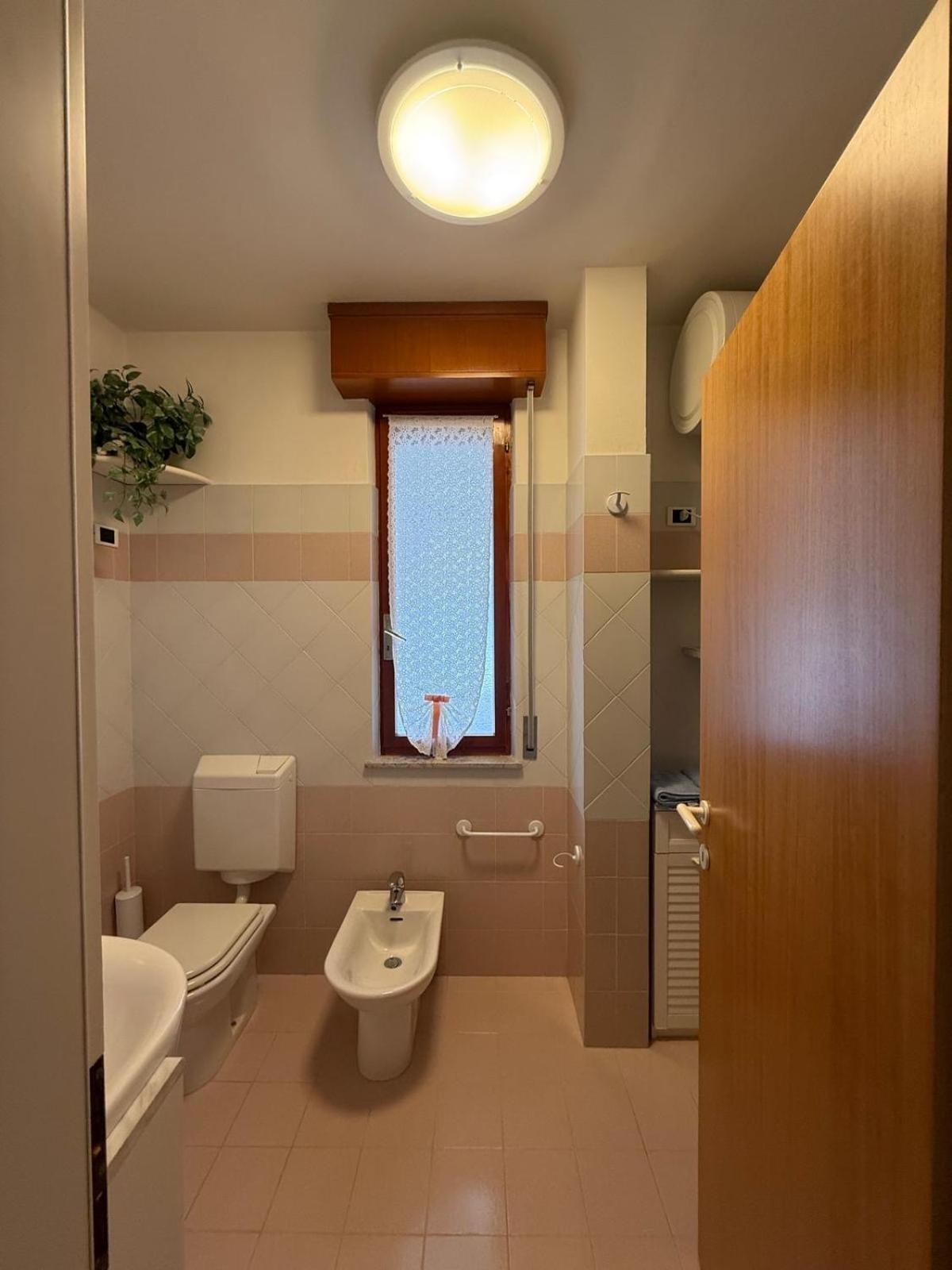 Gracious Apartment Located In The Heart Of Lignano Lignano Sabbiadoro Eksteriør billede